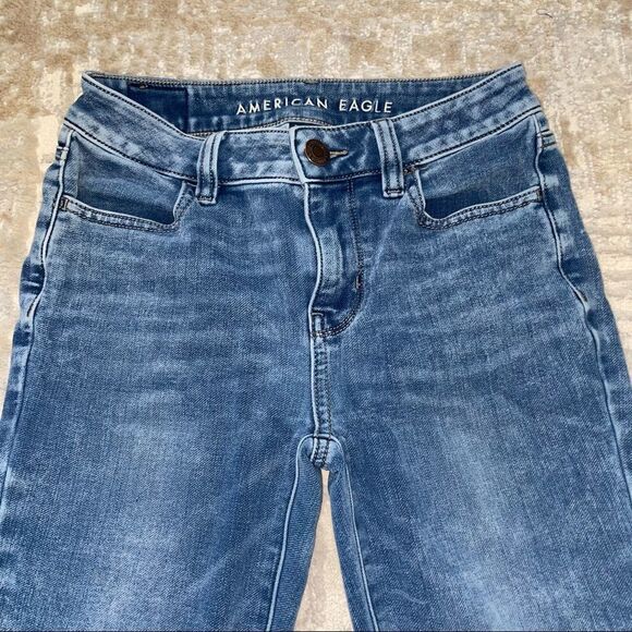 🚨 3 for $25 - AEO Super Stretch High Rise Distressed Jegging - Picture 3 of 10